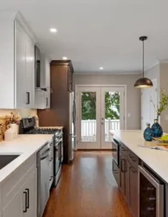 Copy of Copy of 18-20Porter_Unit2_013Kitchen_1x